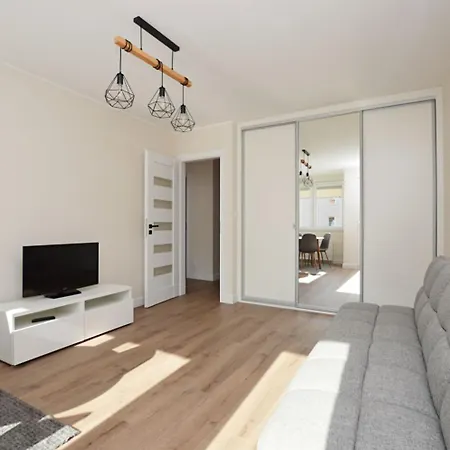 Spacious Victus With A Balcony Near The By Renters * Сопот